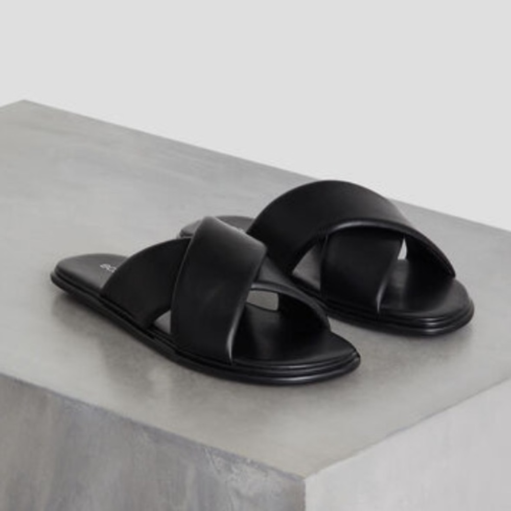 NEW BCBGeneration Eloise Slide Sandal, Black, 7.5